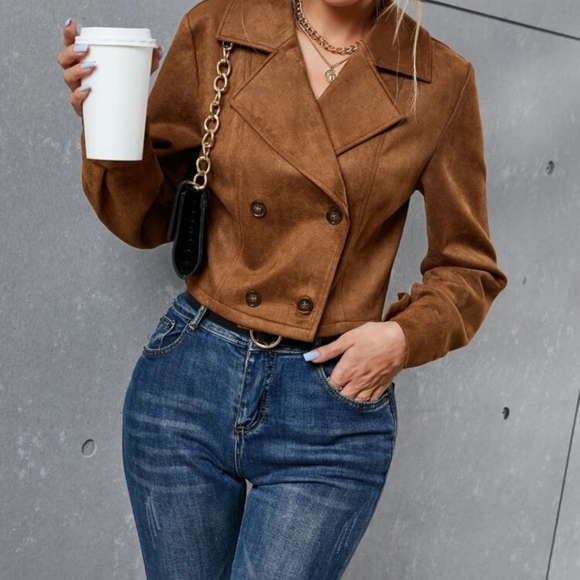 Jackets & Blazers - Tan suede like crop jacket size M NWOT